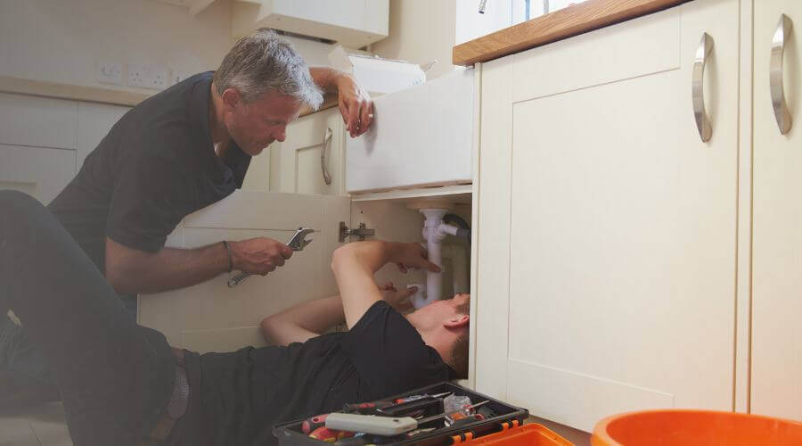 Local tankless water heater installation in Alhambra, IL
